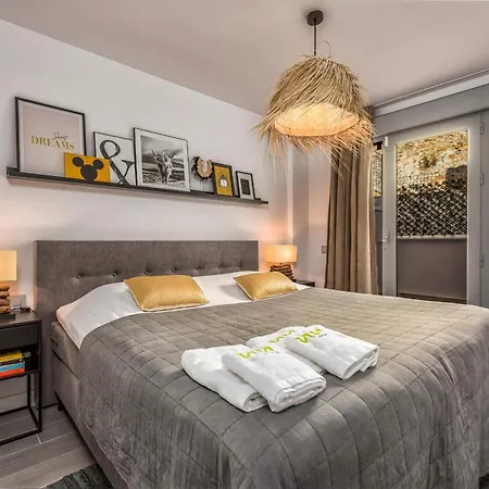 Apartment Vivi Homes - Blossom Pool, Gym & Terrace Benalmádena