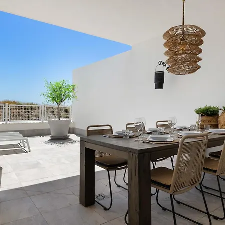 Apartamento Vivi Homes - Blossom Pool, Gym & Terrace *
