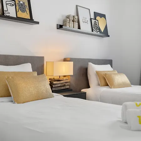 Vivi Homes - Blossom Pool, Gym & Terrace *