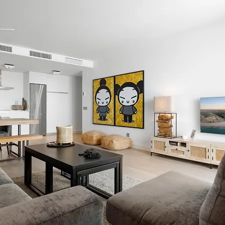 Apartment Vivi Homes - Blossom Pool, Gym & Terrace *